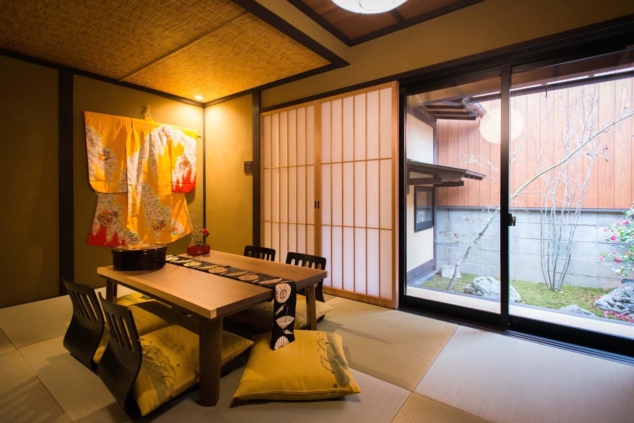 京町屋の宿悠路里 Kyo-Machiya Yululy เกียวโต ภายนอก รูปภาพ