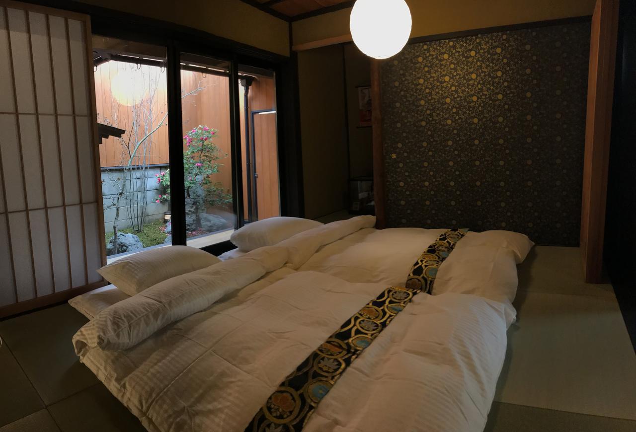 京町屋の宿悠路里 Kyo-Machiya Yululy เกียวโต ภายนอก รูปภาพ